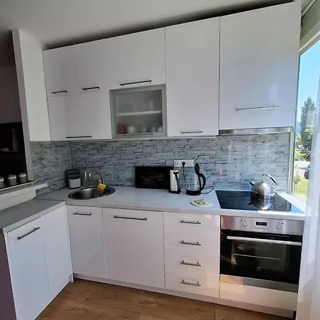 Ruby - Ideal Rest Spot After Exploring Apartman *