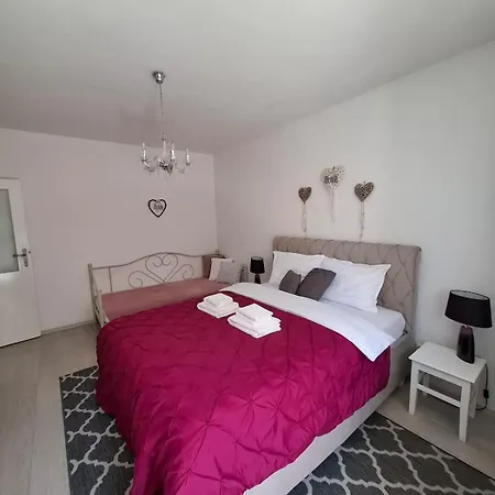 Apartman Ruby - Ideal Rest Spot After Exploring *