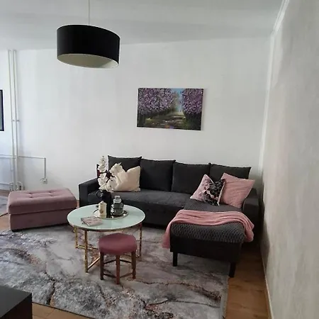 דירה Ruby - Ideal Rest Spot After Exploring
